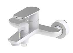 60022  KAISER Atrio ванна к/н Ф35 Chrome+White с душем