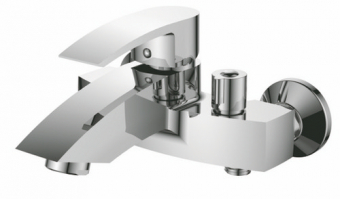 смеситель ванна LEDEME картридж д.35мм , короткий излив, дивертор керамика, цинк L3243