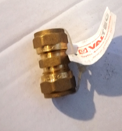 Муфта м/п 16х16 (Valtec) (латунь) Акция ***