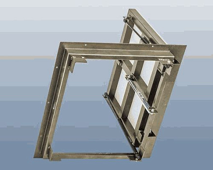 люк напольный стальной с амортизаторами EVENT ЛНС 700х700